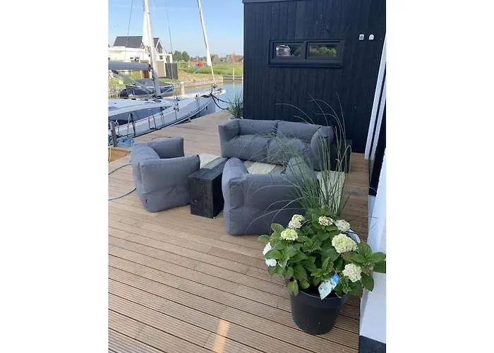 By The Water In Friesland Ni